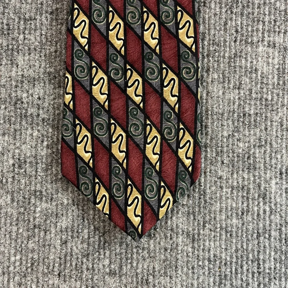 Martin Wong Napa CA Silk Necktie Burgundy Gold Grey Geometric Scroll Made in USA